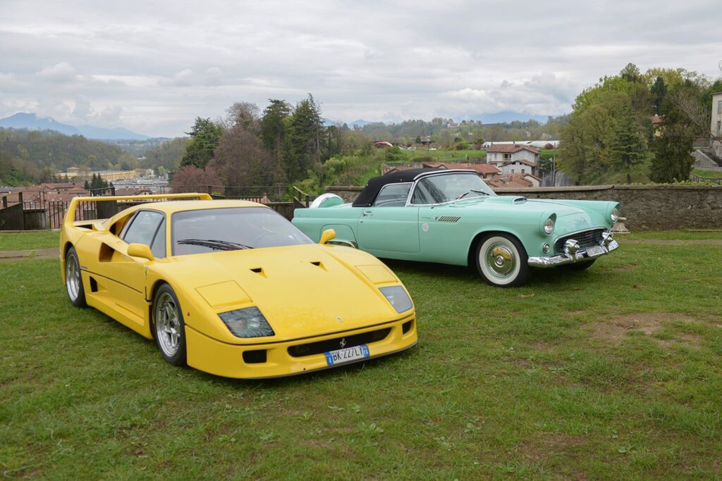 Il recente evento "Arte-Motori-Lusso", tenutosi il 13 aprile 2025 presso il Castello di Monteruzzo a Castiglione Olona, è stato un tripudio di eleganza e creatività, unendo arte contemporanea e ingegneria automobilistica di alto livello.