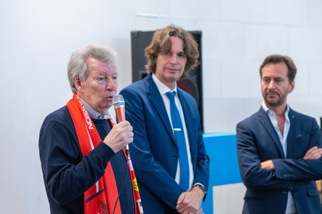 Il Museo Onda Rossa di Caronno Pertusella è stato teatro di un evento straordinario, attirando una folla entusiasta desiderosa di scoprire “L’ultima macchina del Re”, la leggendaria Fiat Torpedo 2.8.