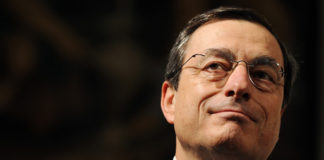 Bce: cancella espansione Qe se prospettive peggiorano. Draghi: ‘Crescita più forte del previsto’