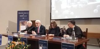 Francesco ribelle, la biografia del Santo Patrono d’Italia scritta da Padre Enzo Fortunato.