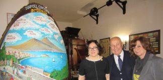 Pasqua 2018, l’uovo gigante di Gay-Odin è dedicato a Napoli come ‘Capitale della speranza’