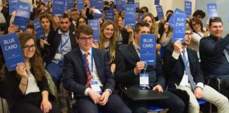 Studenti europarlamentari scrivono leggi