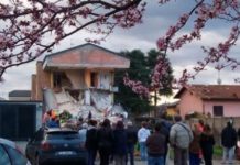 Crolla palazzina a Rescaldina, 9 persone estratte dalle macerie tra cui 4 bambini.