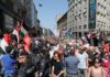 25 aprile:folla e contestazioni a Milano