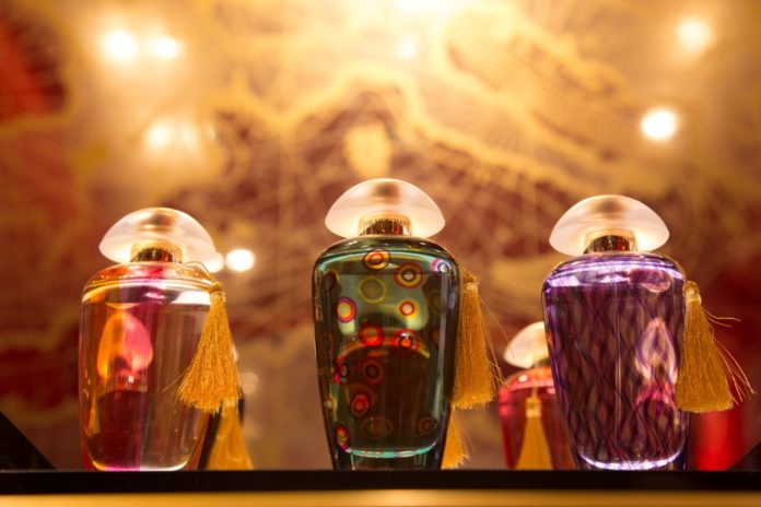 Murano-Collection-The-MErchant-of-Venice-in-via-Brera-4