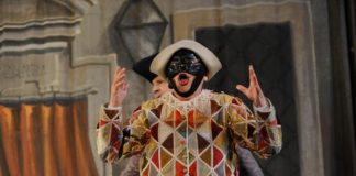 Soleri si congeda da Arlecchino