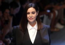 La Bellucci sfila per Dolce & Gabbana