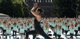International Yoga Day 2018: kirtan, asana e meditazione all’Arena Civica