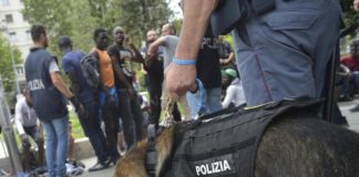 Migranti, blitz a Porta Venezia Milano