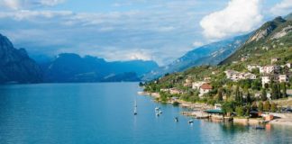 Laghi della Lombardia: itinerari e crociere, dal battello a vapore alle novità green