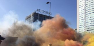 A Milano corteo studenti contro Salvini