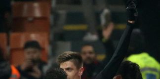 Milan, 3-0 al Cagliari e quarto posto difeso, ancora a segno Piatek, primo gol di Paquetà con dedica alle vittime di Rio.