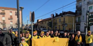 Imquinamento e traffico, flash mob Legambiente a Cormano.
