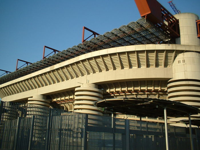 Stade, la commission Colibrì dépose une demande de débat public.