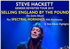 Steve Hackett ex chitarrista dei Genesis in concerto in Piazza Sordello a Mantova il 17 luglio.