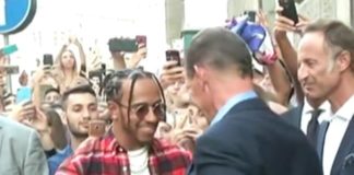 Lewis Hamilton ospite speciale per l’inaugurazione del nuovo flagship store di Tommy Hilfiger.
