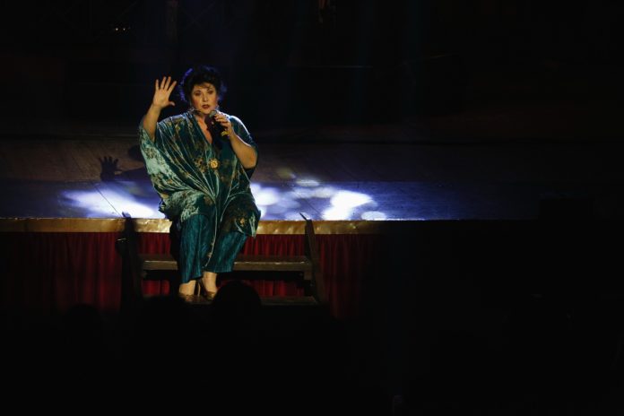 NUIE’ SIMM’È D’O’ SUD, Marisa Laurito