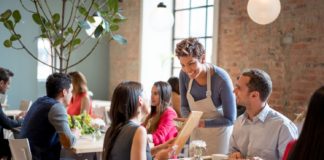 Si torna a mangiare fuori: l’analisi di TheFork su oltre 13.000 utenti dell’app svela che il 77% andrà al ristorante entro il 22 giugno.