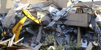 Violenta scossa di terremoto in Albania, epicentro a Durazzo, magnitudo 6,5, almeno 6 vittime, avvertita anche in Italia.