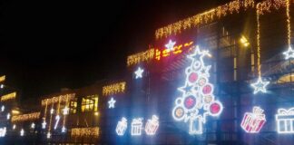 A Galleria Borromea it’s Christmas time!