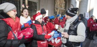 Natale di solidarietà per i senza fissa dimora alla Stazione Centrale con i City Angels.