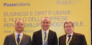 Poste Italiane rafforza il suo impegno per la tutela dei diritti umani.