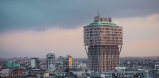 Gruppo Prelios con Hines per l’acquisizione della Torre Velasca a Milano.