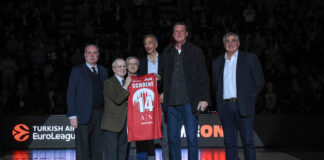 L’Olimpia riabbraccia Russel Schoene, protagonista degli anni 80 e vincitore di due scudetti e una Coppa Korac.