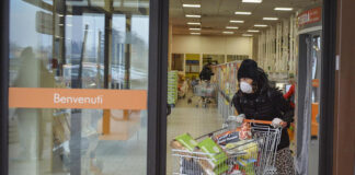 Coronavirus, 4 decessi e 152 contagiati, il Nord in quarantena, chiuse scuole ed università, fermo anche lo sport, stop al Carnevale di Venezia.