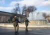 Droga al castello sforzesco, Esercito ferma due gambiani.
