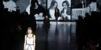Coronavirus, le grandi firme sfilano a porte chiuse, Armani, D&G e Laura Biagiotti trasmettono in streaming.