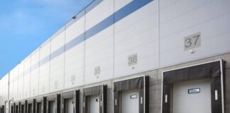 Caporalato in fabbrica, il sindacato chiede aiuto ai media.
