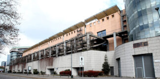 Coronavirus, Fontana: per ora no terapia intensiva in fiera.