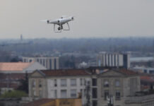 Il sindaco di Brescia: tamponi ai lavoratori in malattia.