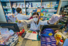 Coronavirus, è corsa ai farmaci.
