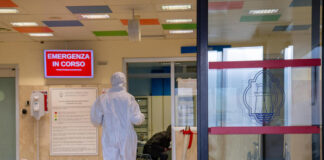 Coronavirus, gli aggiornamenti, in Lombardia 6.896 contagiati, 744 vittime.