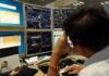 Borsa, Milano rimbalza, +2%, spread in calo.
