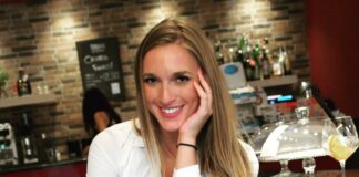 Conosciamo Paola Bonacina, conduttrice tv e radio.