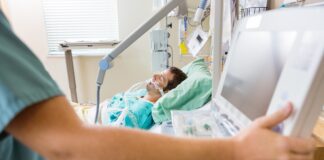 Coronavirus, Fontana: sentito Arcuri, in arrivo 140 respiratori. Progetto ospedale in Fiera Milano va avanti.