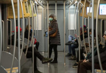 Mobilità, calo del 95% dei passeggeri in metropolitana.