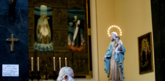 Coronavirus, Fontana chiede a Conte di autorizzare le celebrazioni religiose.