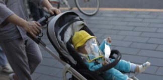 Coronavirus, pochi negozi per bambini aperti.