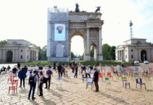 Commercianti multati, De Corato: loro multati, i centri sociali no.