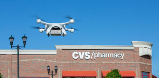Coronavirus, Ups usa i droni in Florida.