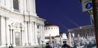 Brescia, movida contingentata, accesso ristretto e chiusura a mezzanotte.