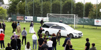 In 400 ai funerali di Andrea Rinaldi a Legnano.