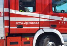 Esplosione in appartamento a Fino Mornasco, morto un giovane.