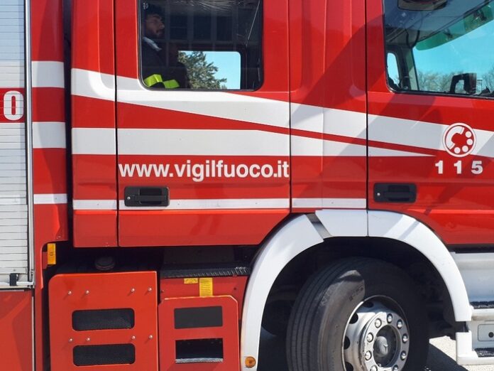 Sicurezza: mezzo dei Vigili del Fuoco 115