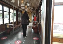 Milano, ripartenza al rallentatore, situazione tranquilla sui mezzi pubblici. Sala: tutto sotto controllo, milanesi diligenti.