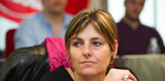 Trezzi rimette mandato alla città metropolitana.